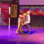 Spettacolo di danza in sedia a rotelle
